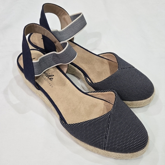 Lifestride Kimmie Espadrille Wedge Velocity 2.0 Navy Almond Milk Coastal 9.5 - Picture 6 of 12